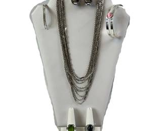 Jewelry & Cocktail Rings