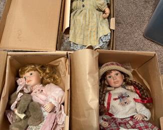 Yesterdays Child dolls