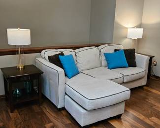 Sofa w/ Chaise