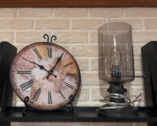 Working Wood Decor Clock & Lamp