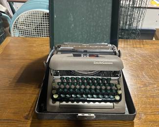 Smith corona typewriter