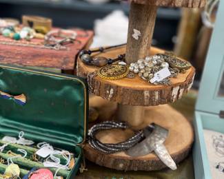 Antique jewelry 