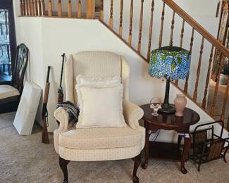 Furniture • Cameras • Tools • Collectibles • Décor