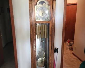 Furniture • Cameras • Tools • Collectibles • Décor