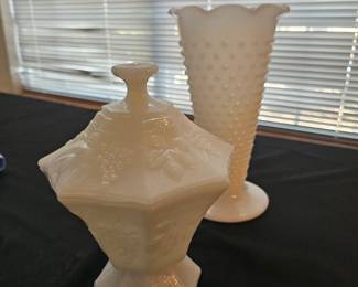 Furniture • Cameras • Tools • Collectibles • Décor