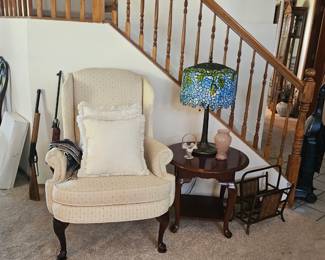 Furniture • Cameras • Tools • Collectibles • Décor