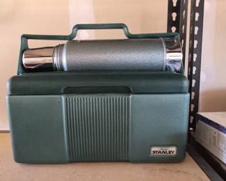 Furniture • Cameras • Tools • Collectibles • Décor
