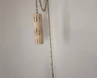 Furniture • Cameras • Tools • Collectibles • Décor