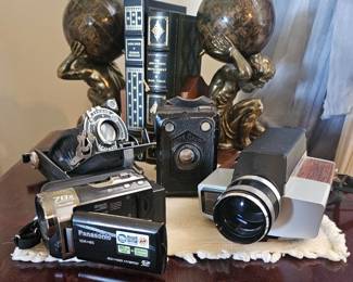 Furniture • Cameras • Tools • Collectibles • Décor