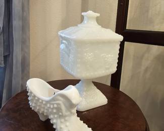 Furniture • Cameras • Tools • Collectibles • Décor