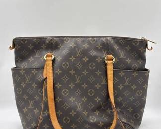 LV Tote