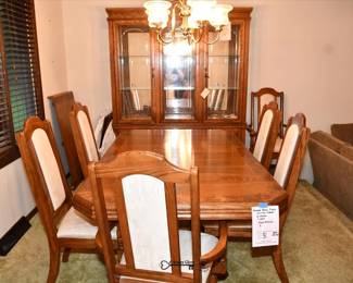 099Dining Room