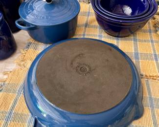 LeCreuset skillet & covered pot *Located in detached garage