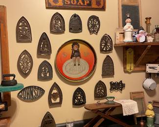 Antique laundry decor