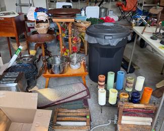 More housewares, kitchen and laundry