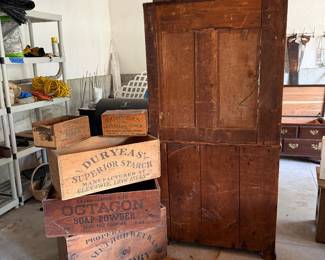 Laundry starch and soap crates
