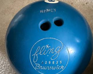 Bowling ball 