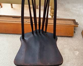 Antique Rocker- Need TLC from master woodworker 