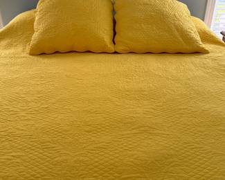 Queen Yellow Quilt and matching shams