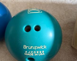 10 lb bowling ball