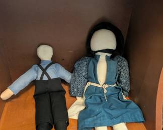Shaker dolls