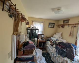 Guest bedroom