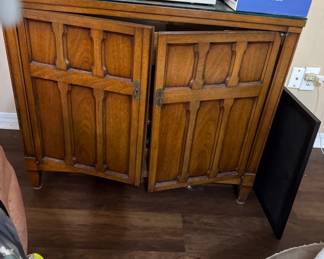 Vintage MCM Mahogany buffet server - Drexel collection 