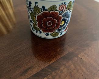Delft trinket/cup $20
