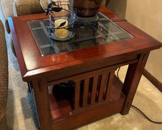 Broyhill glass top side table, 23” x 27” x 24” high