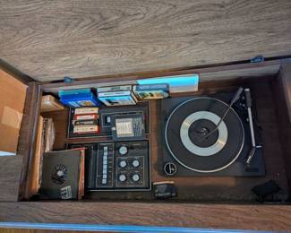 Record player with radio