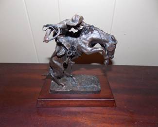 Fredrick Remington Bronze Statue