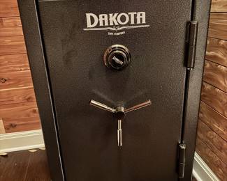 Dakota Safe