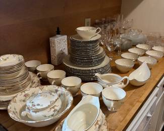 Eggshell Nautilus China set