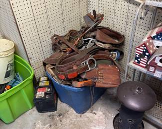 Lineman tool belts