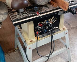 Delta table saw