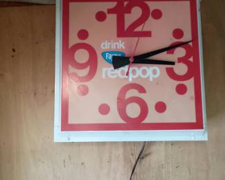 Working vintage faygo clock