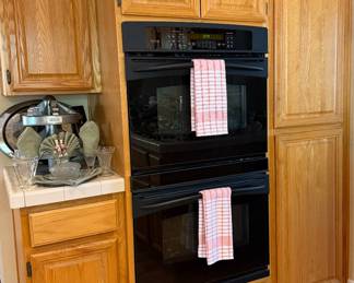 Kitchen Cabinets, Double Oven