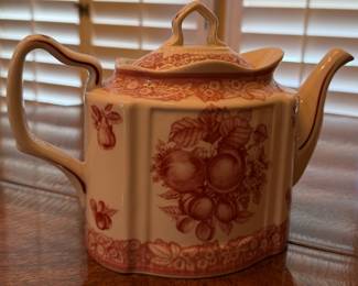Antique Reflections by J Godinger & Co Rose Chintz Fruit Teapot