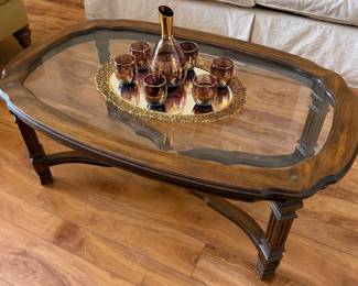 Vintage Gordon's Fine Furniture Oval Coffee Table 
