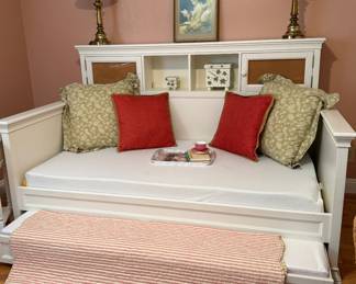 Pottery Barn Teen Trundle Bed w Mattresses