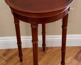 Bombay Co Tray Table w Removable Tray