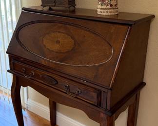 Glen Eagle Drop-Front Desk