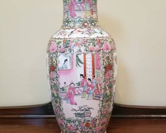 Famille Rose vase