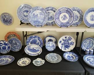 Blue and white china collection, including Spode's "Blue Room" collection.