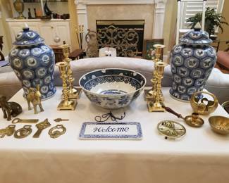 Pair of Maitland-Smith ginger jars in blue and white
