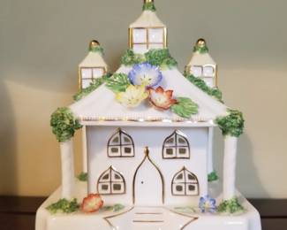 Coalport figurine