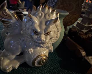 Foo Dog Shishi Lion 