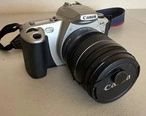 Canon EOS Rebel 2000 35mm SLR Film Camera w/ Canon EF 28-80mm Lens, Strap & Camera Bag
