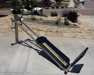 Total Gym Incline Exercise Machine with Training Chart