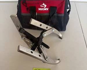 OTC 1038 2-Jaw Gear Puller with Husky Tool Bag